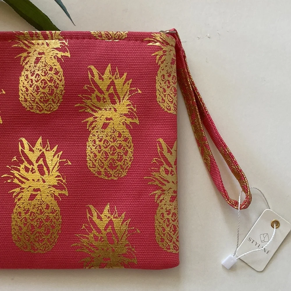 Pink & Gold Foil Pineapple Wristlet/Cosmetic Bag - Picture 3 of 9